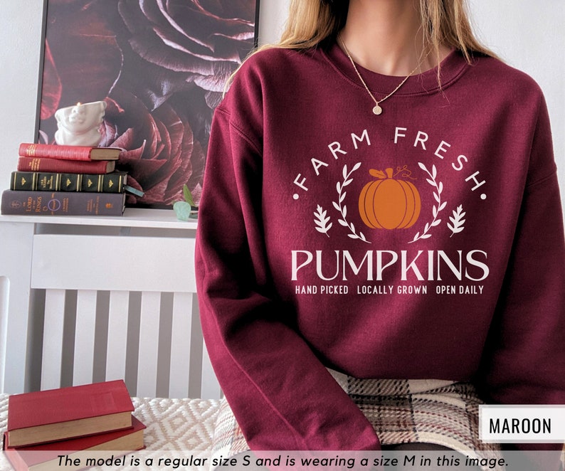 Farm Fresh Pumpkins Sweatshirt, Cute Fall Crewneck, Oversized Fall Sweatshirt, Pumpkin Patch Sweater, Autumn Sweater, Thanksgiving Sweater bild 6