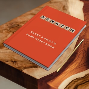 Personalisiertes Game Night Score Keeping Journal für kompetitive Brettspielfamilien, einzigartige Geburtstags- oder Einweihungsgeschenke für Kartenspieler