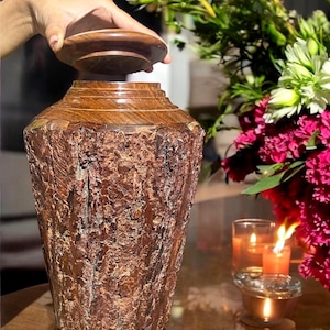 Urn Box for Funeral | Wooden Urns for Ashes – Threaded Lid Funeral Urn for Human Ashes or Pet Ashes | Mother&#39;s Day Gifts, Gifts for Pets