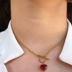 Collar de corazón rojo, regalo para ella, regalo para mamá, abrazos de corazón, collar delicado, regalo de Navidad, regalo para aniversario imagen 2