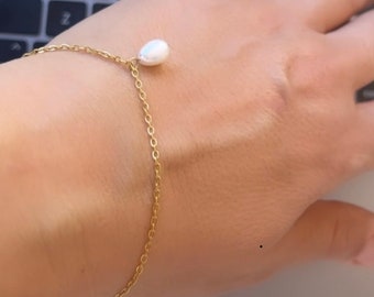 Pearl Pendant Bracelet,  PEARL Bracelet, Gift for Her, Gift for MOM, Christmas Gift, Dainty Bracelet, Birthday Gift