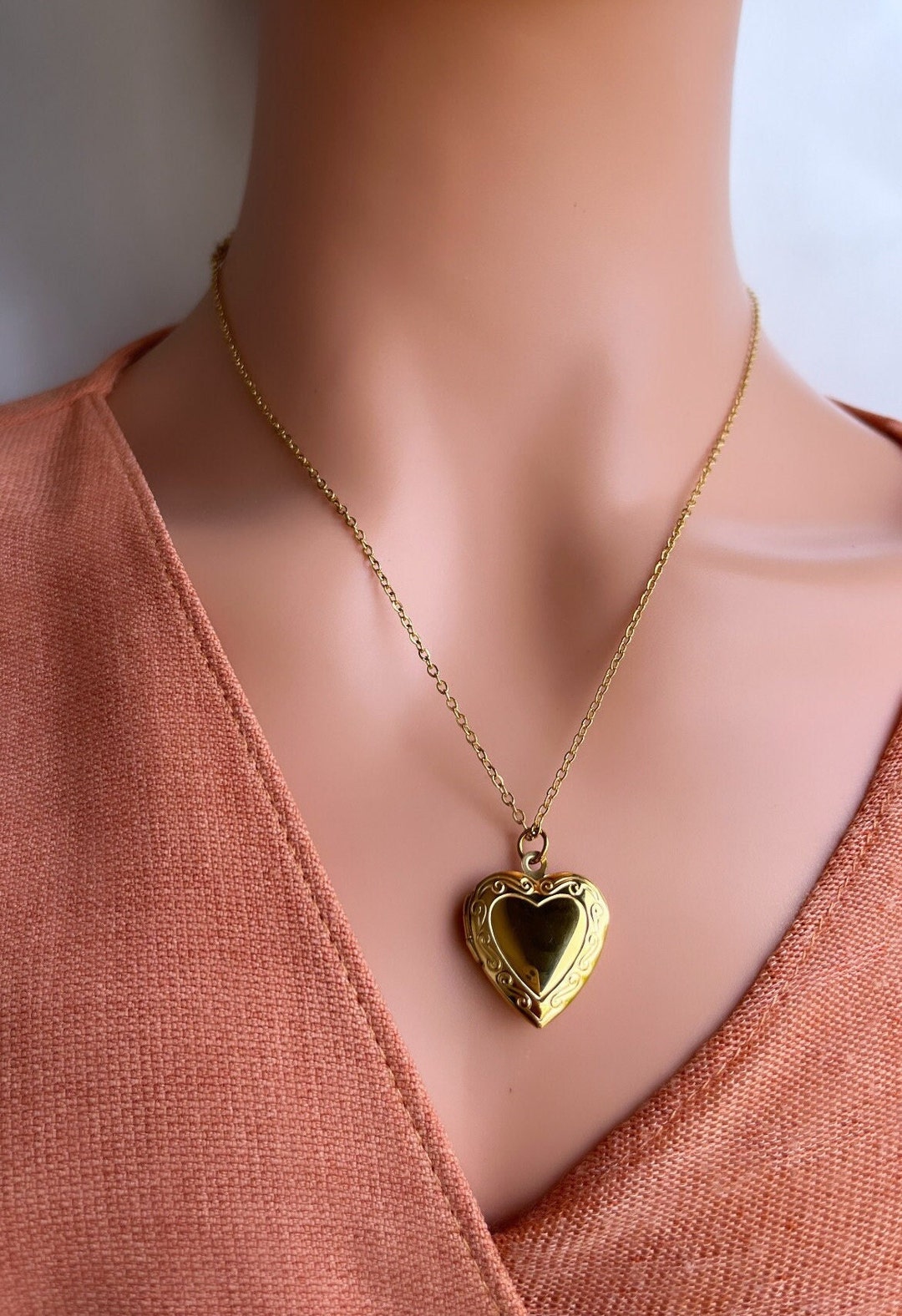 gold-heart-necklace-gold-heart-locket-necklace-personalized-necklace
