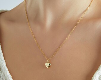 Heart Pendant Paperclip Necklace, Layering Necklace, Anniversary Gift for Her, Heart Charm Necklace, Gift for Mom