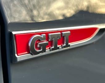 2 autocollants en vinyle Premium, superposition Golf 7 GTI Facelift pour emblème de garde-boue