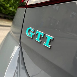 2x Premium Vinyl Inlay GTI Emblem Sticker Golf 7 Facelift GTI Logo Insert