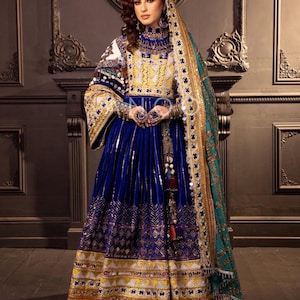アフガニスタンのクチウェディングドレス 伝統的なウェディングドレス