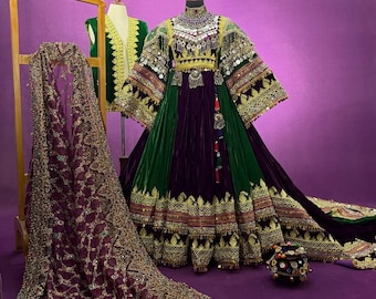 Robe Traditionnelle Afghane Brodée Or Et Scintillante - Bleue, Longueur Asymétrique, Faite Main