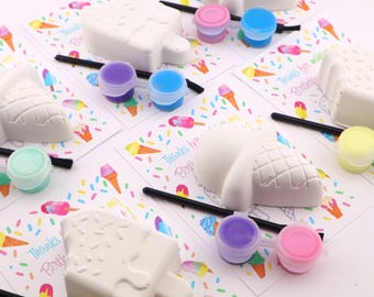 Paint-Me Party Favors