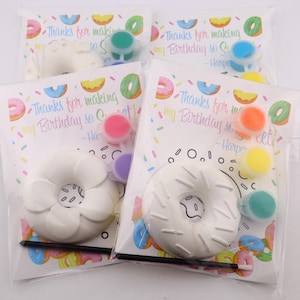 Donut Painting Party Favors for Kids – DIY Plaster donut Craft paint Kits – Birthday Activity Gift  – sweet treat craft kits