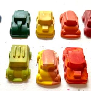 Car Crayon Party Favors – Beetle, SUV & Race Car Style – Birthday Goodie Bag Fillers – Kids Car Theme Crayons – Non-Toxic Crayon Set