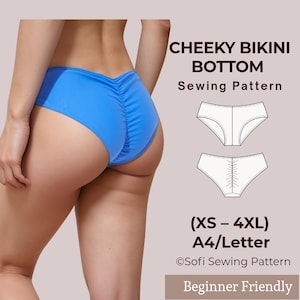 Op de afbeelding: Een blauw bikinibroekje naaipatroon. De afbeelding toont een close-up van het bikinibroekje, met de tekst "CHEEKY BIKINI BOTTOM Sewing Pattern" en "(XS - 4XL) A4/Letter" in de afbeelding. Het patroon is gelabeld "Beginner Friendly".