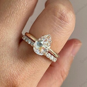 2.0 CT Pear Cut Moissanite Engagement Ring | Moissanite Bridal Set | 14k Yellow Gold Wedding Ring Set | Anniversary Ring Set For Her