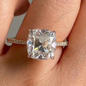Solid Gold Kissen Moissanite Ring, Versteckte Halo Pave Verlobungsring