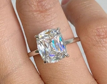 Pierścionek zaręczynowy z moissanitem o szlifie poduszkowym o masie 2,00 ct, 7 x 5 mm
