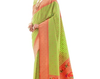 Pastel Green Floral Inspired Contrasting Soft Paithani Silk Saree | Designer Weaved Paithani Saree
