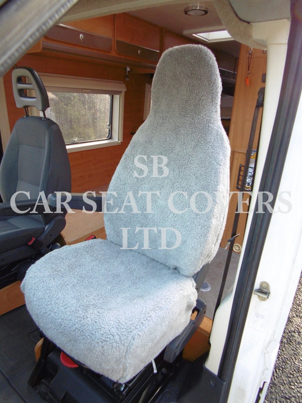 To fit a Carthago Motorhome 2 Front Seat Covers MH 066 Grey Faux Sheep Skin