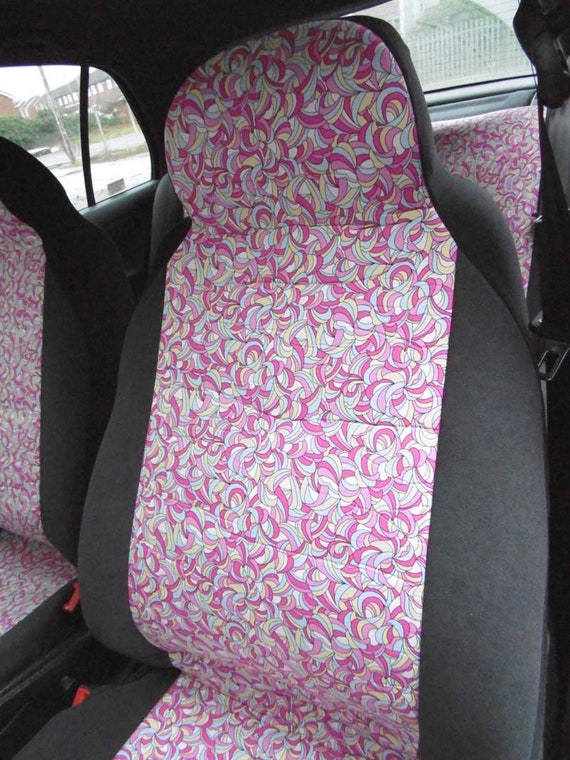 Passend für einen TOYOTA AYGO Sitzbezug rosa Paisley Komplettes