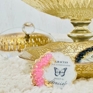 Custom Quinceanera Butterfly Favors, Mis Quince Magnet, Mis Anos Favor, Sweet 16 Birthday Gift, Butterfly Birthday Party Favor, Epoxy Magnet