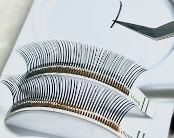 Pack of 3 - 5D Premade Spike Trays For Professional Eyelash Extension - Use For Wet Mascara, Wet Lash, Wispy Lashes