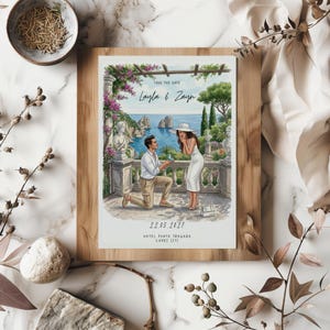 Könnte beinhalten: Aquarellillustration einer Heiratsantragsszene in Capri, Italien. Das Bild zeigt einen Mann, der sich vor einer Frau auf einem Balkon mit Blick auf das Meer kniet. Der Text lautet "SAVE THE DATE" und die Namen "Layla & Zayn", zusammen mit Datum und Ort.