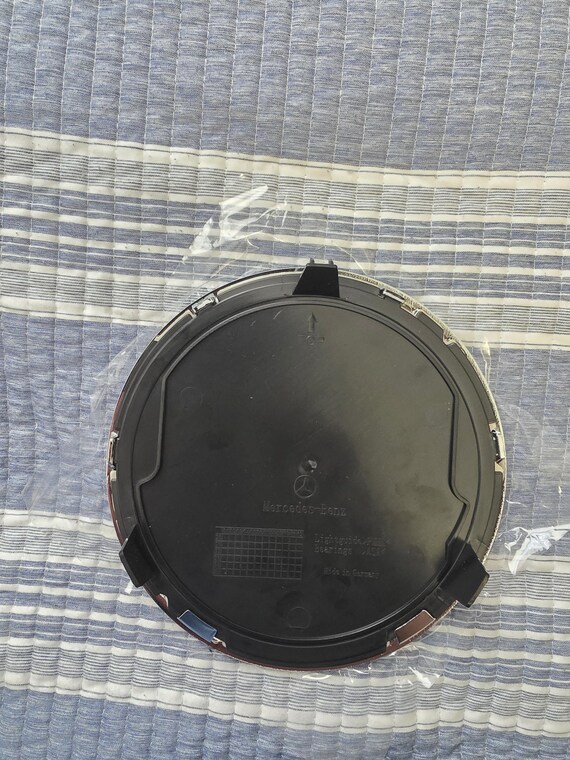 thumbnail image 2 of Mercedes-Benz W204 Chrome 3D Star Mirror Emblem – Front/Rear Grille Badge A1648880411 2 of 3