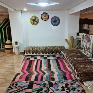 Moroccan Boujaad Handwoven Rug – Colorful Berber carpet with abstract patterns.