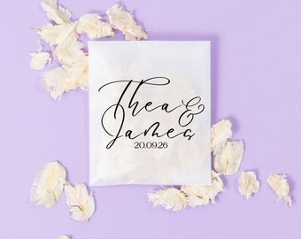 Bruiloft Confetti + Zakjes | Ivoor confetti | Gepersonaliseerde tassen | Biologisch afbreekbare confetti | Gedroogde, echte bloemblaadjes | Pergamijnpakketten + Confetti