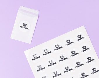 20 x Confetti Frosted Packets + White Stickers | Glassine Confetti Bags | Biodegradable Bags | Small 9x7cm | Throw Me Confetti Glassine Bags