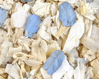 Pétalos secos de color marfil y azul para confeti de bodas – 1 litro / Pétalos biodegradables reales