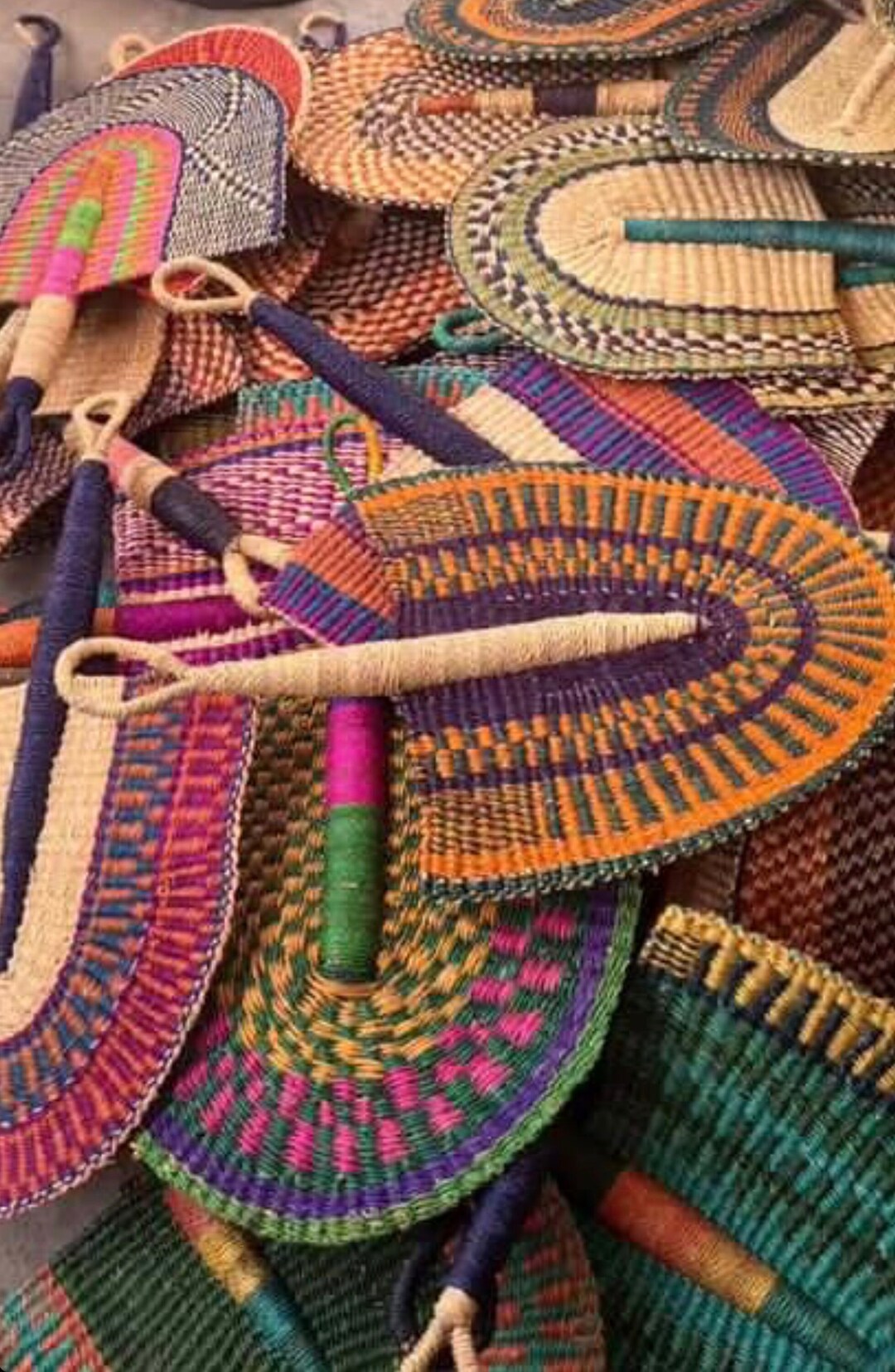 Wholesale Colorful Woven Fans/ Handheld Straw Fans/ Bolga Hand Fans