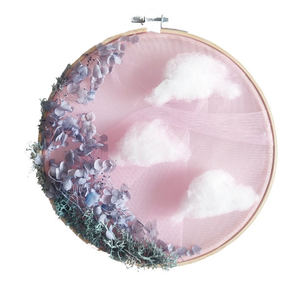 Cercle de broderie et ces fleurs séchées "Nuage"