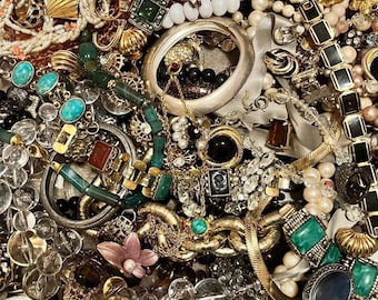 5 pounds Unsorted Tangled Jewelry Vintage Modern Wear Junk Mystery Treasure Hunt 5 lbs