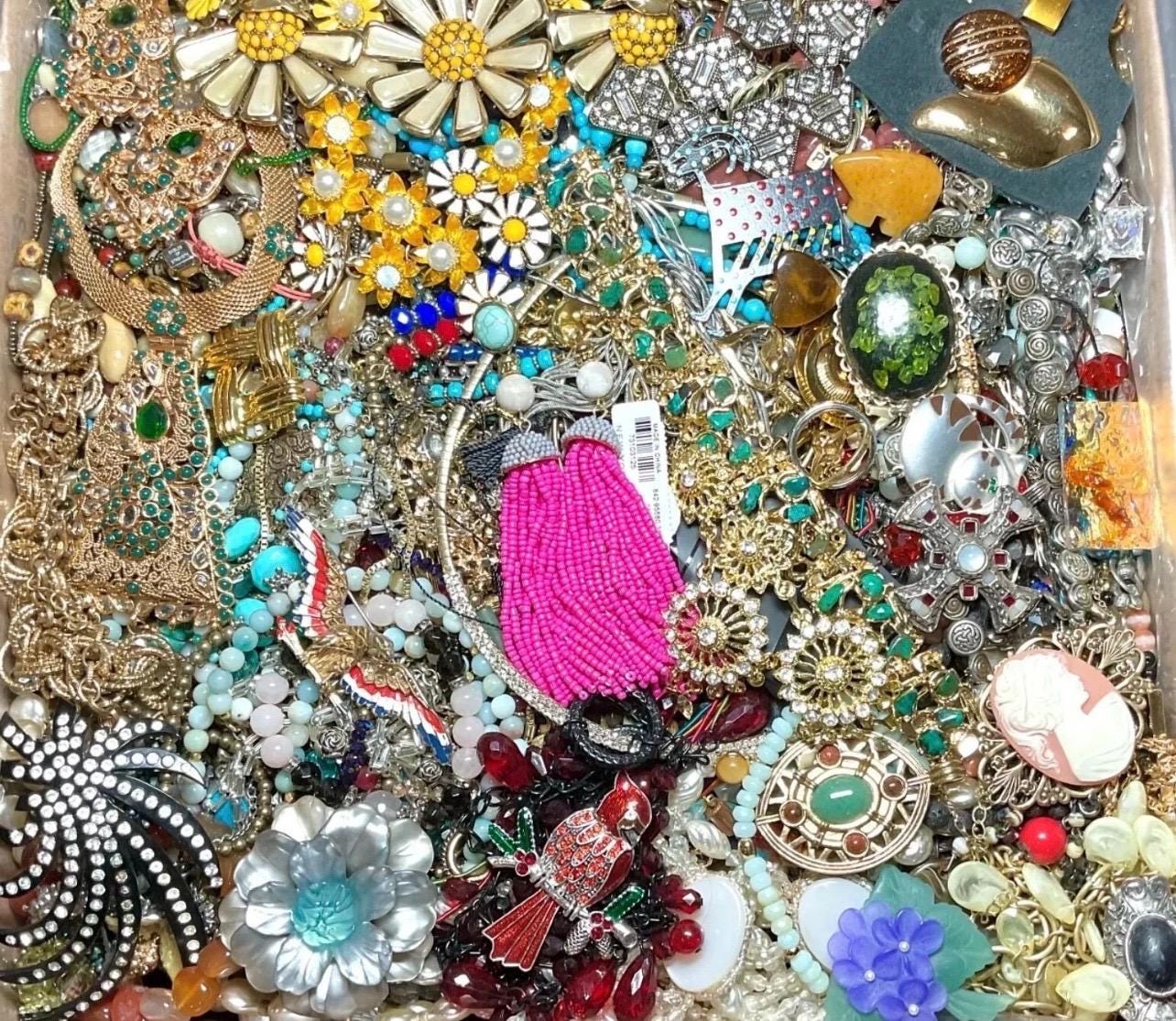 Jewelry lot for sale , everything is included , more than 100 pieces, few GP. Jewelry Lots Vintage Unsearched - Etsy main image 3
