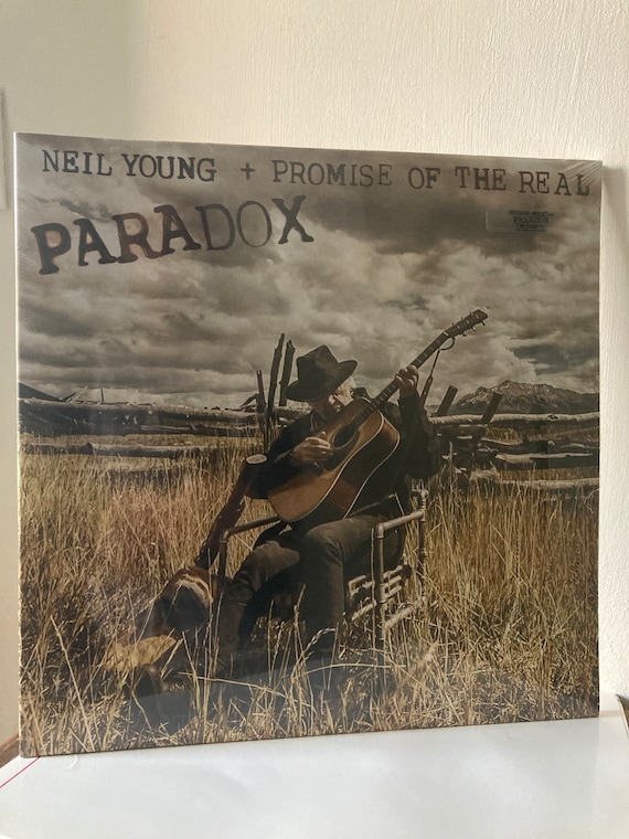 Neil Young + Promise Of The Real – Noise & Flowers, Dutch Pressing 2xLP Reprise Records Neil Young + Promise Of The Real – Noise & Flowers, Dutch Pressing 2xLP Reprise Records