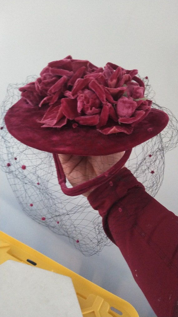 Antique Ladies Dress Hat Cap Veil Vogue Millinery 