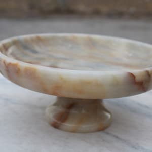 Honey color Marble Presentation plate / Decorative plate