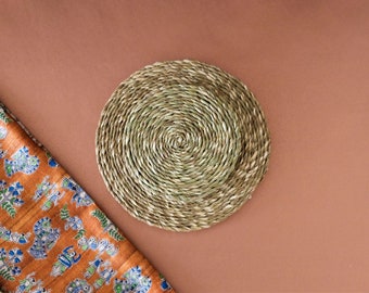 Natural Grass Heat Resistant Trivets, Round Pot Holder, Round Trivet, Large Coasters, Woven Mats, Handmade Trivet, Worktop Surface Protector