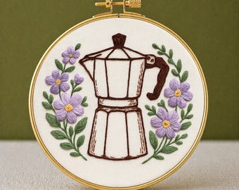 Patrón de bordado floral para cafetera en PDF, descarga instantánea, apto para principiantes. Arte en bastidor para cafetera moka. Bordado botánico imprimible para decoración de pared.