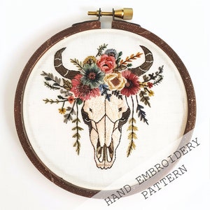 Floral Longhorn Embroidery Pattern, Western Hand Embroidery, Cowboy Cowgirl Embroidery Designs, Spring Embroidery, Cow Embroidery Pattern