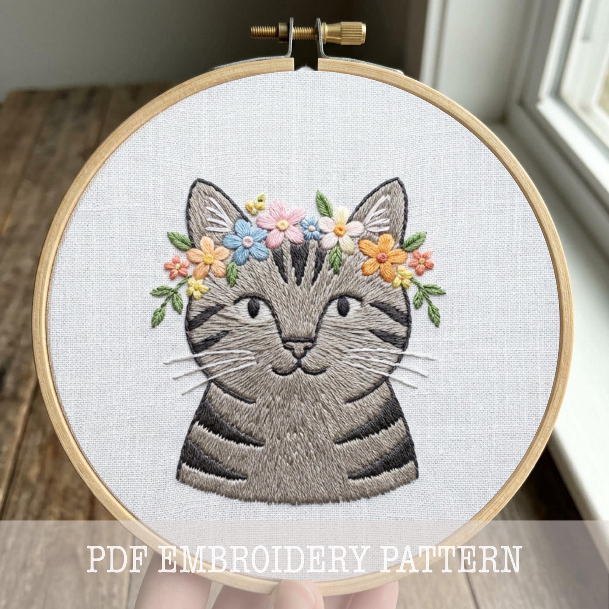 トラ猫の刺繍パターン PDF 花冠フープアート 手刺繍 猫の肖像画 初心者 