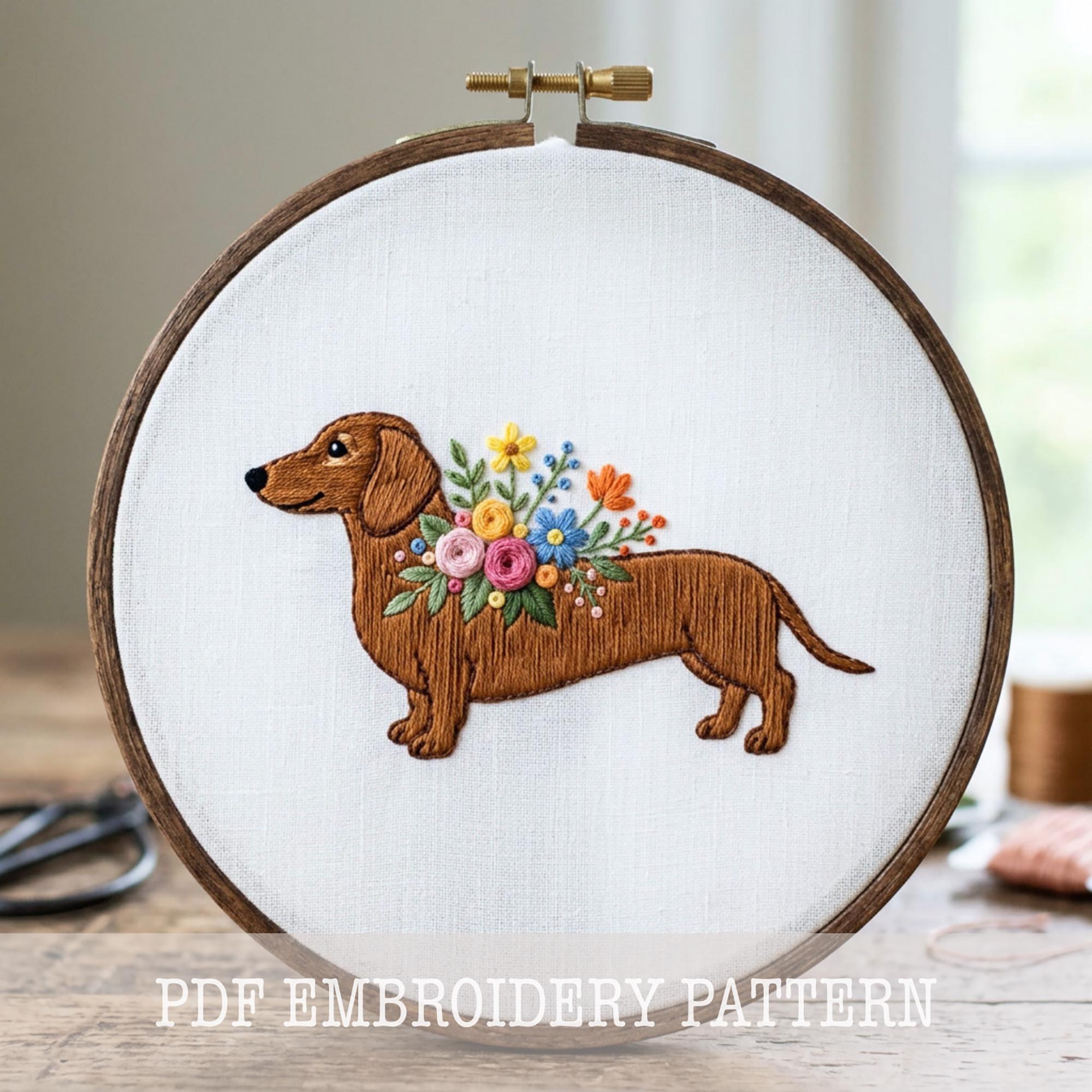 ダックスフンドの刺繍パターン、犬と花柄のデザイン（PDF）＋ボーナス
