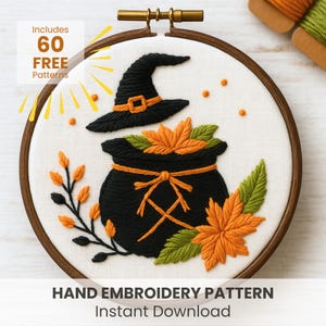 Patrón de bordado de caldero de bruja floral: Decoración de Halloween y otoño (Descarga en PDF, 6 tamaños)