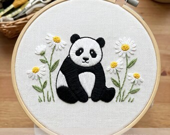 パンダとデイジーの手刺繍パターン、即時ダウンロード（PDF