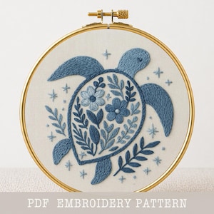 Floral Sea Turtle Embroidery Pattern: Beginner Hoop Art, coastal decor (PDF Download, 6 Sizes)
