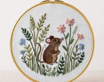 Little Mouse Embroidery Pattern, Floral Needlework, Home Decor Idea (PDF Pattern)