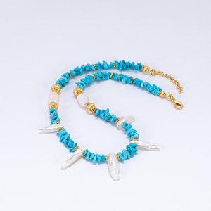 Turquoise Splendor: Handmade Necklace with Freshwater Pearl and Turquoise Gemstones