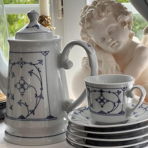 “Indisch Blau” tea/coffee set – German porcelain with cobalt decor – MF Design