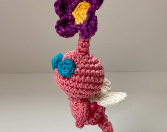 ピンクの羽根付きピクミンと桜のかぎ針編みパターンあみぐるみ PDF