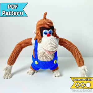 Wzór szydełkowy Lanky Kong XXL w formacie PDF – Amigurumi inspirowane grami wideo (poziom średnio zaawansowany)
