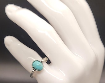 Western Boho Dainty Ring Pinky Ring Sz 4
